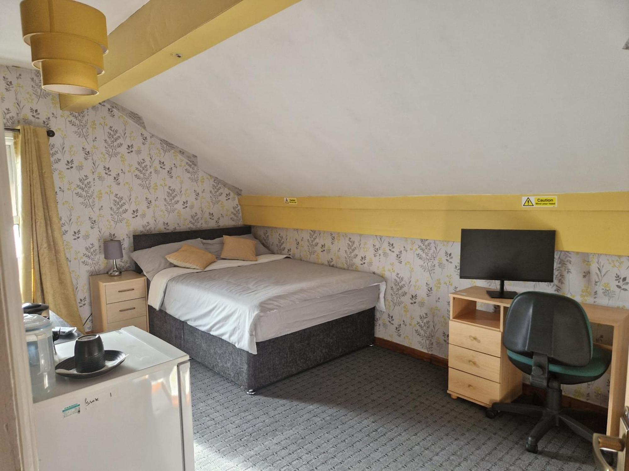 Kayumba Properties Ltd Лідс Екстер'єр фото